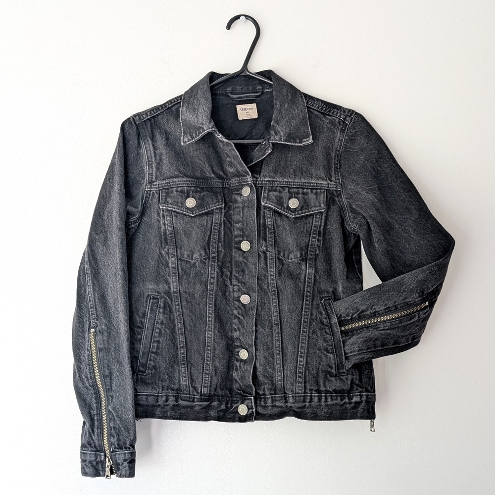 Gap 1969 Women's Black Jeans Jacket With Sides And Sleeves Zips ~ Size Small